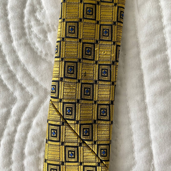 Desantis Collection Silk Tie Gold Grid - Picture 3 of 4
